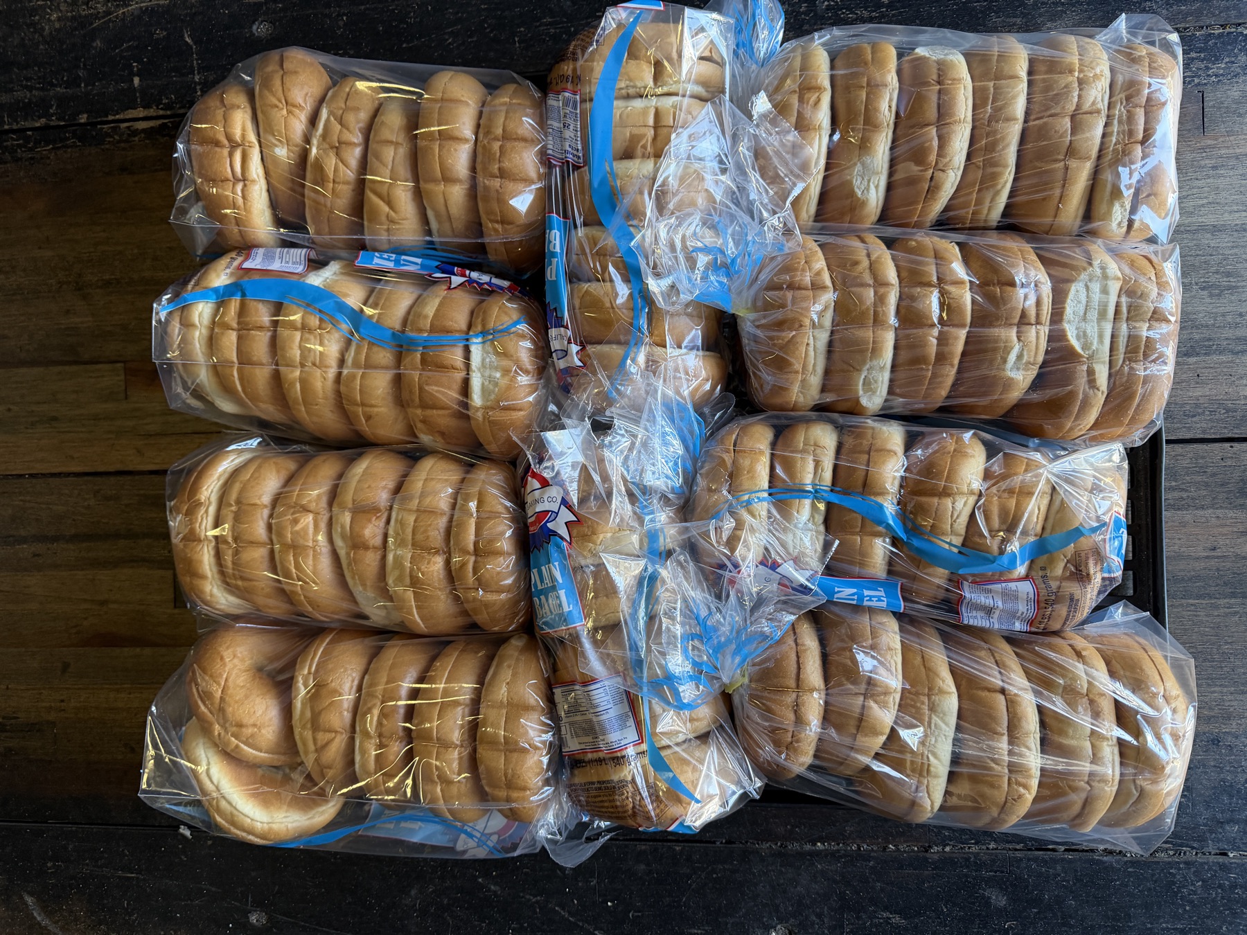 Sesame hamburger buns in wholesale packs